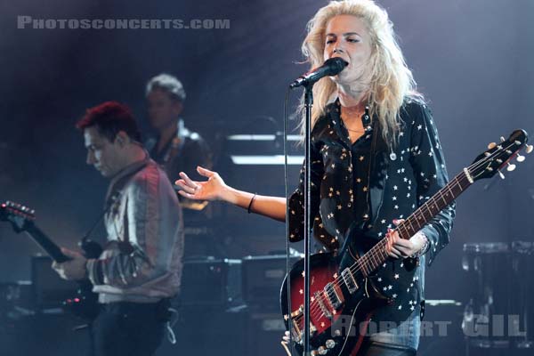 THE KILLS - 2016-05-03 - PARIS - La Cigale - Alison Nicole Mosshart - Scott Paterson - James William Hince